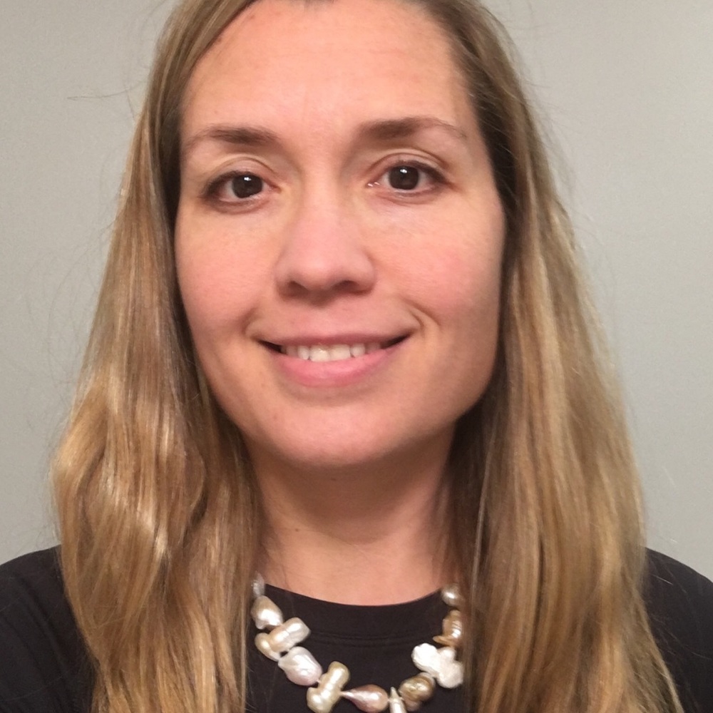 Meet your Posher, Hilary